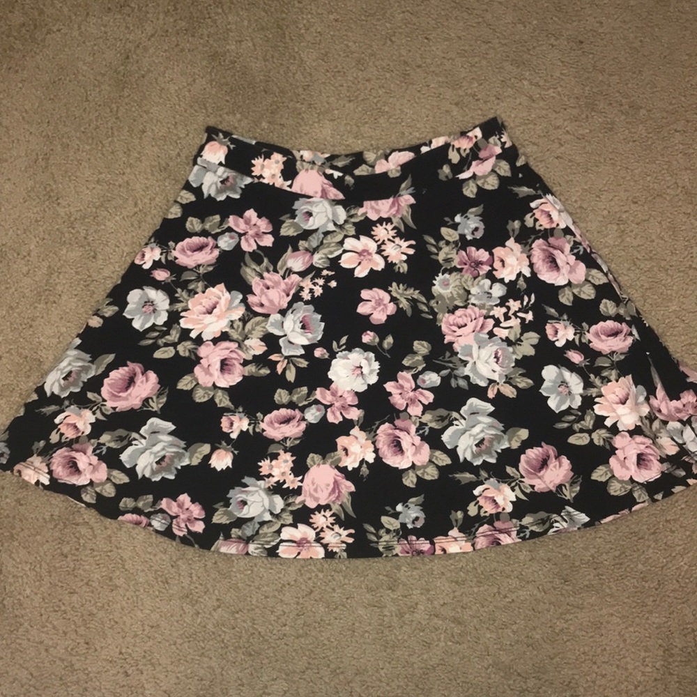 Forever 21 floral skater skirt